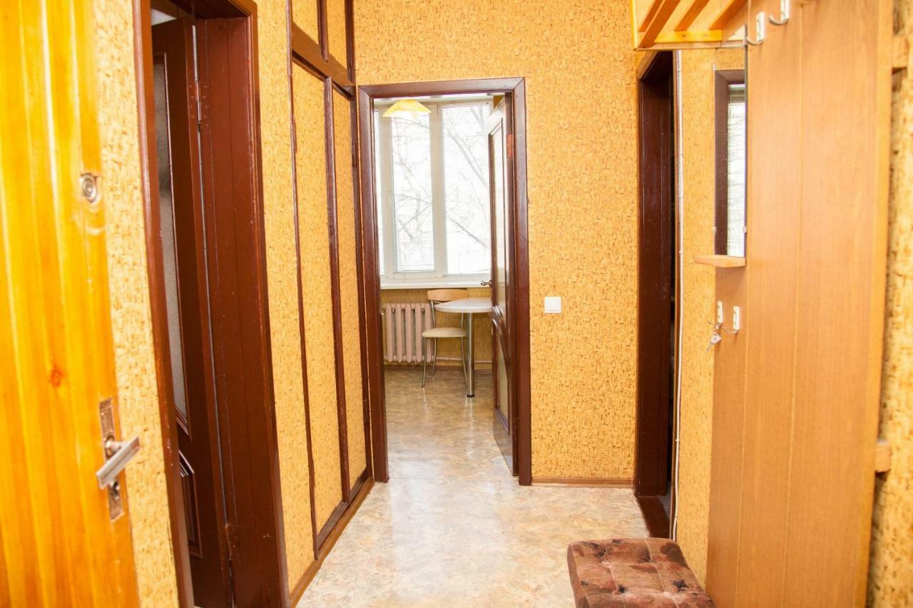 Semi-Luxury Apt On 82 Nezalezhnoi Ukrаiny Street Near Intourist Hotel Zaporizhia 外观 照片